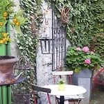 بيت ضيافة Reuss - Garni 3*