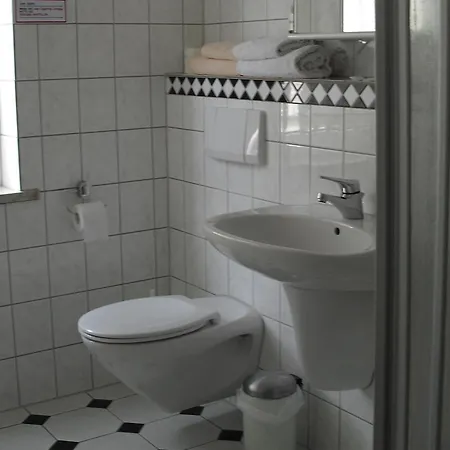 Reuss - Garni 3*