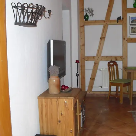 Reuss - Garni Πανσιόν